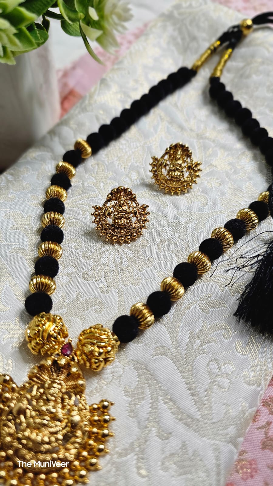Lakshmi nagaru pendant mala