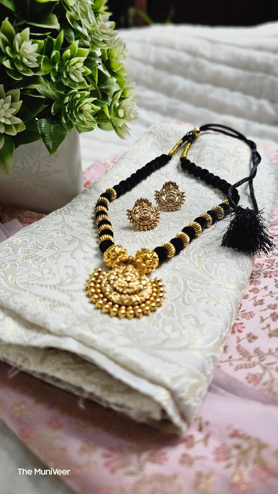 Lakshmi nagaru pendant mala