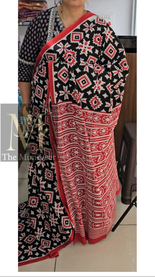 Black & red geometrical design Mul cotton Saree