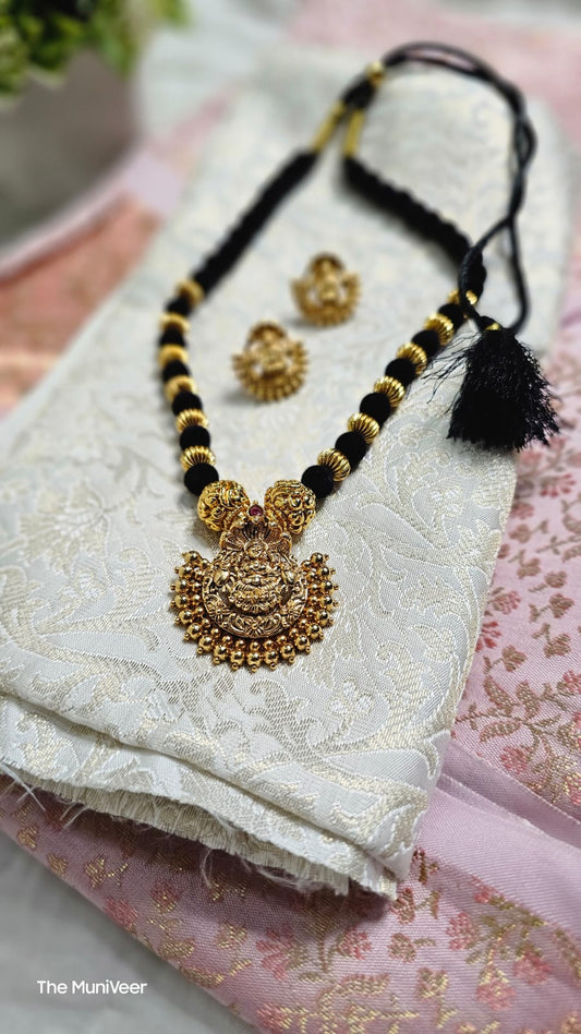 Lakshmi nagaru pendant mala